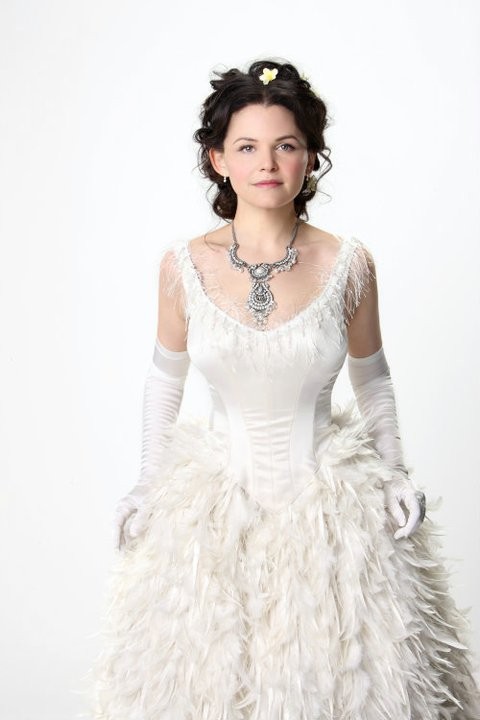 Somptueux costumes : Once Upon a Time | LeMagduCin