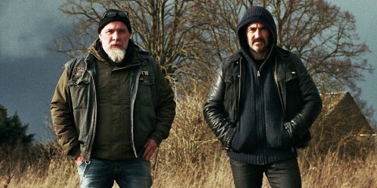 Les Premiers, les Derniers, un film de Bouli Lanners : Critique
