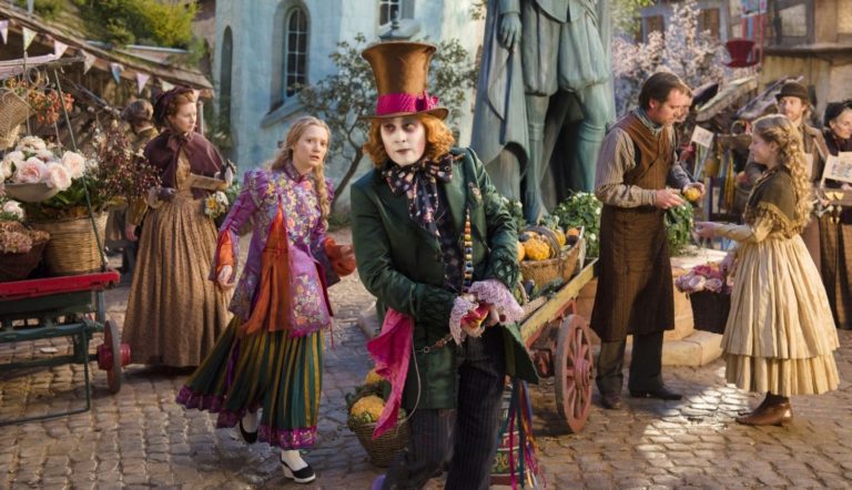 Alice De l&rsquo;autre côté du miroir, un film de James Bobin : Critique