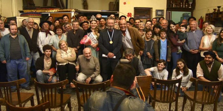 Citoyen d&rsquo;honneur : quand la réalité affronte la fiction