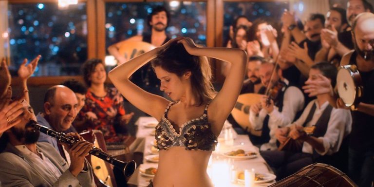 Djam, un road movie au son de la liberté