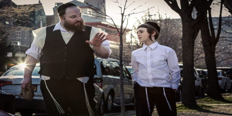 Brooklyn Yiddish : Menashé and the kid