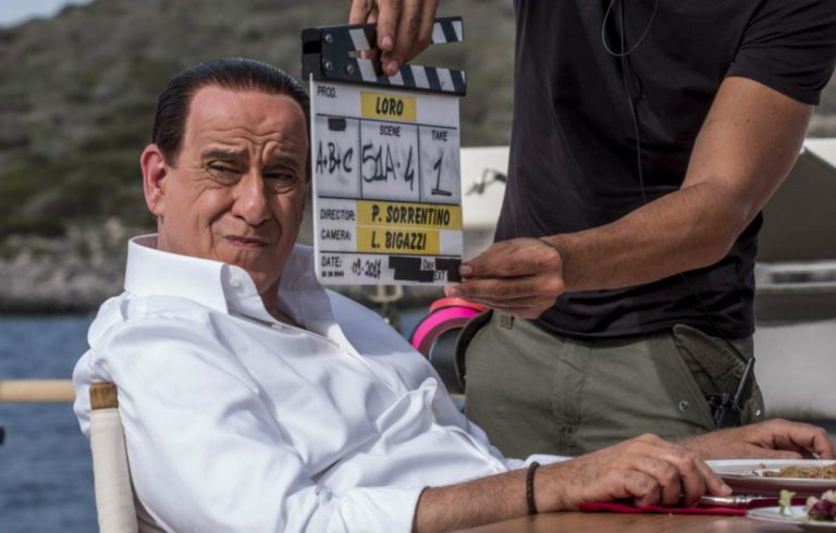 Loro : les premières images du biopic sur Silvio Berlusconi signé Paolo Sorrentino