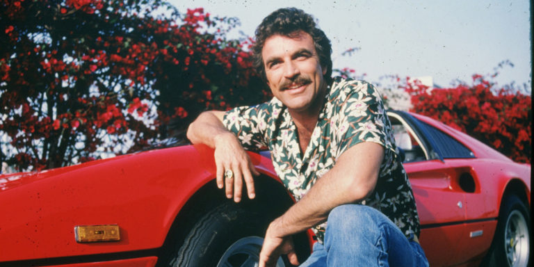 Magnum, P.I. : la saison 2 dégaine la moustache en Blu-ray chez Elephant Films