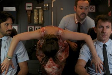 lesamantspassagers-film-critique-almodovar