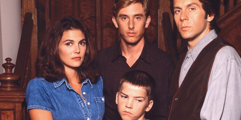 American Gothic, une série produite par Sam Raimi en DVD chez Elephant Films