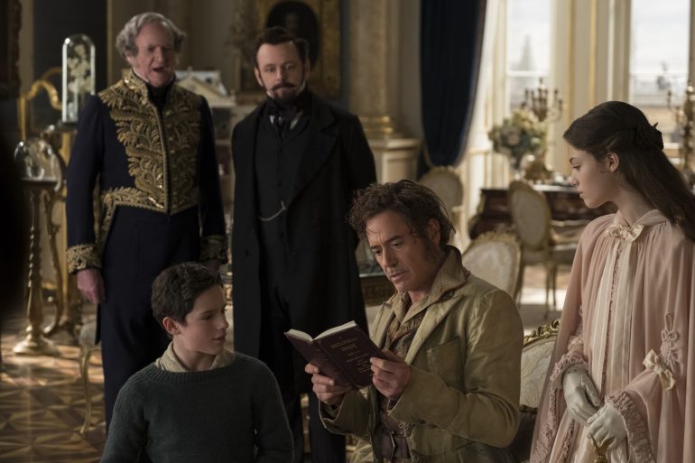 Le Voyage du Dr Dolittle de Stephen Gaghan, une odyssée sans envergure