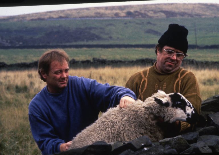 Raining Stones : l&rsquo;Angleterre rincée mais droite dans ses bottes, selon Ken loach