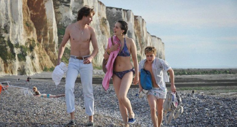 Été 85, de François Ozon : un pari tenu pour une promesse trahie