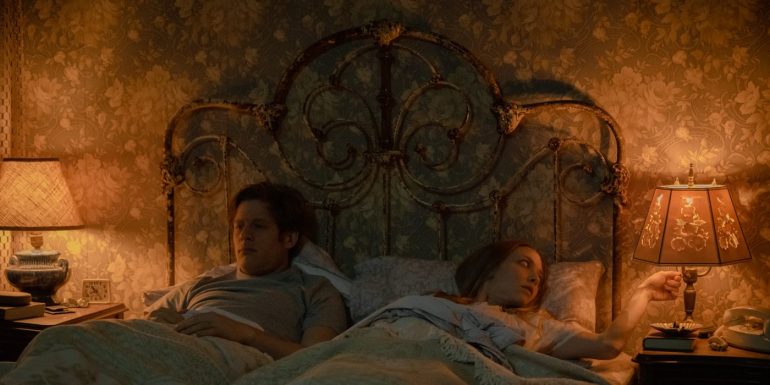 Dans les angles morts de R. Pulcini et S. Springer : Encore un film Netflix qui nous laisse sur notre faim