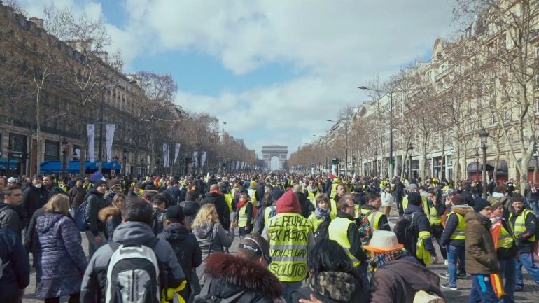 Un peuple d’Emmanuel Gras : journal de bord des Gilets Jaunes