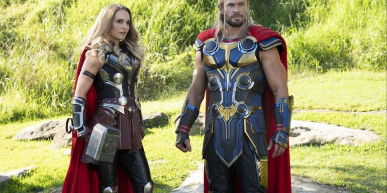 Thor Love and Thunder de Taika Waititi : plus enclume que marteau