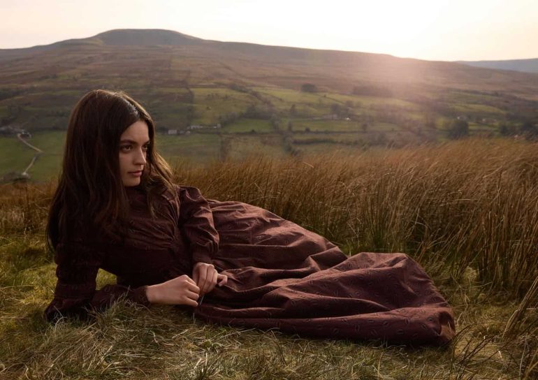 Emily, De grandes espérances : les figures féminines enflammées surgissent avec le printemps au cinéma
