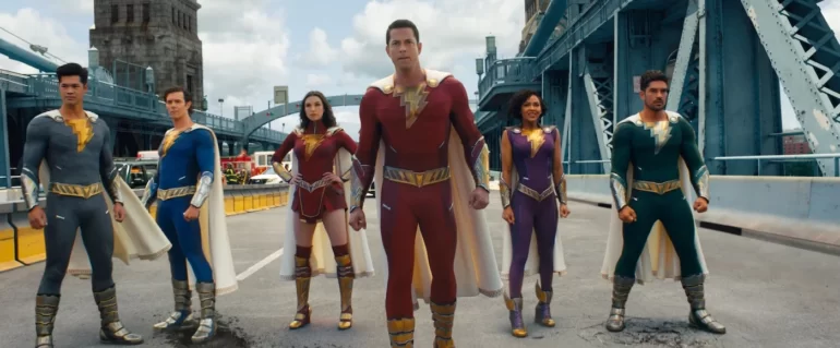 Shazam! La rage des dieux, sans éclair de génie