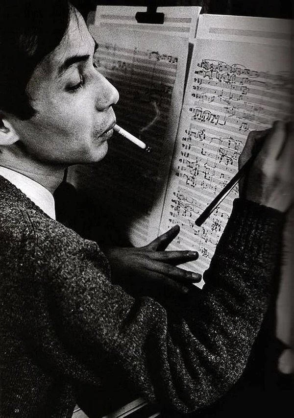 Tōru Takemitsu : la quête d&rsquo;un langage universel