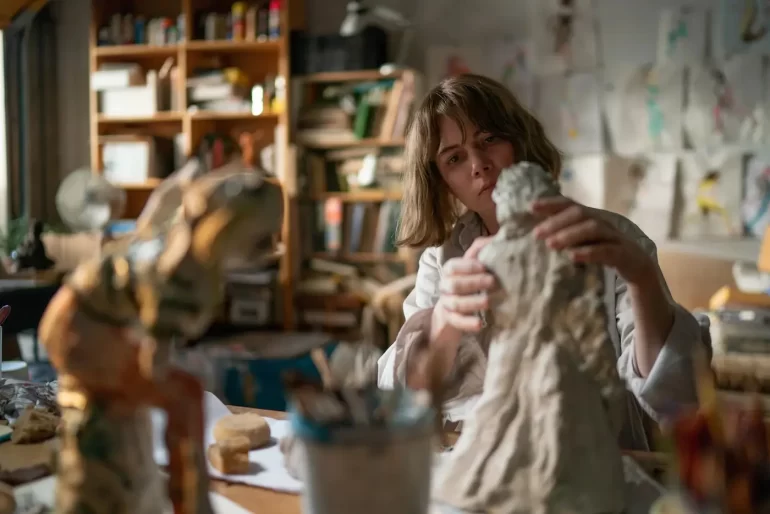 Showing Up : ou le minimalisme du cinéma indépendant américain dans toute sa splendeur