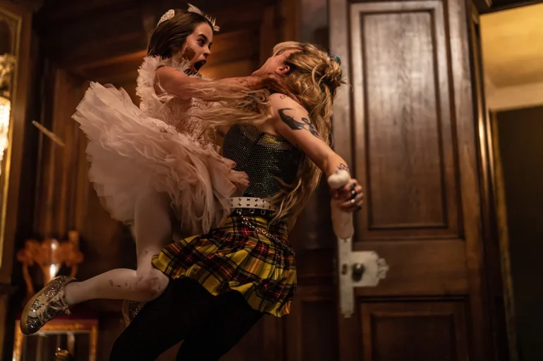 Abigail : La ballerine aux dents (un peu) trop longues