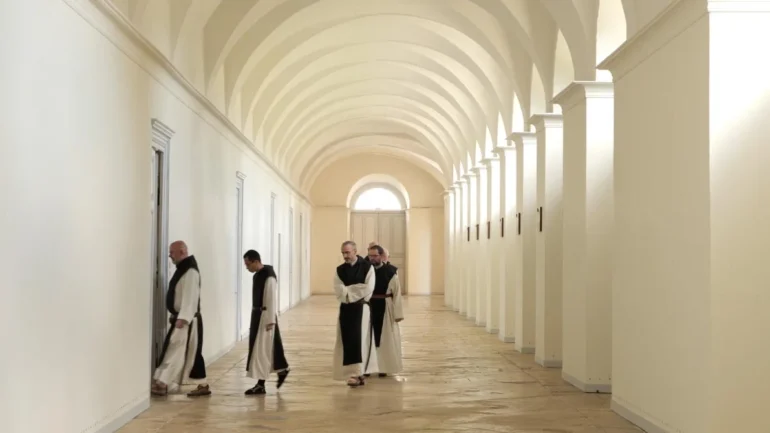 À l’ombre de l’Abbaye de Clairvaux, d’Eric Lebel : « Clairvaux, abbaye dont on a fait une bastille » (V. Hugo)