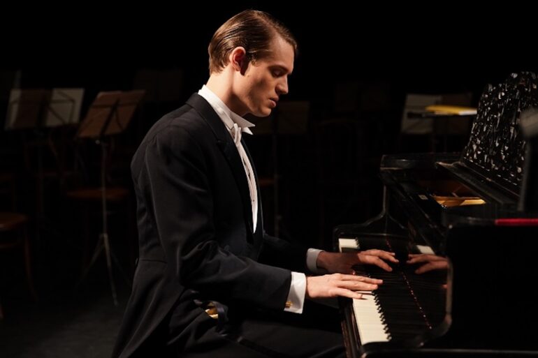 Les Œillades 2024 : Le Choix du pianiste de Jacques Otmezguine, Symphonie en Amour majeur