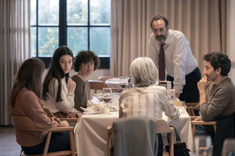 Les dimanches : À quoi rêvent les jeunes filles ?