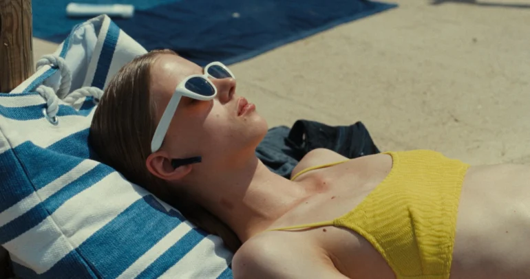 Pour Klára : mange, existe, aime