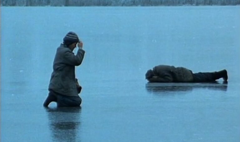 Les Cloches des profondeurs (1993) de Werner Herzog : la foi dans tous ses états